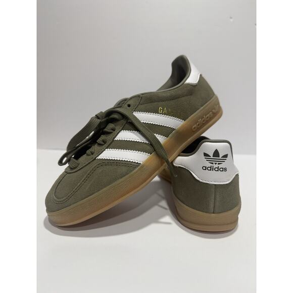 Size 5.5 W - Adidas Gazelle Size 4 Men’s Khaki Green